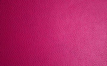 Co wydala się przez skórę?